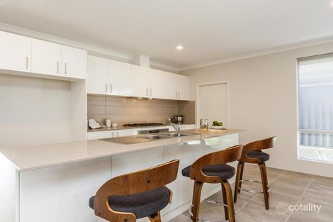 Property photo of 42 Apatite Street Treeby WA 6164