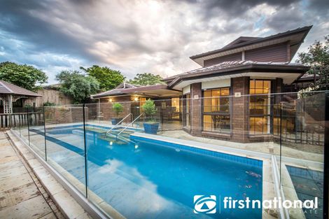 30 Edrington Park Dr, Berwick, VIC 3806