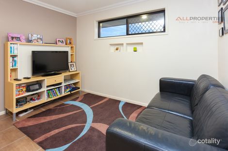 Property photo of 18 Barcombe Drive Berrinba QLD 4117