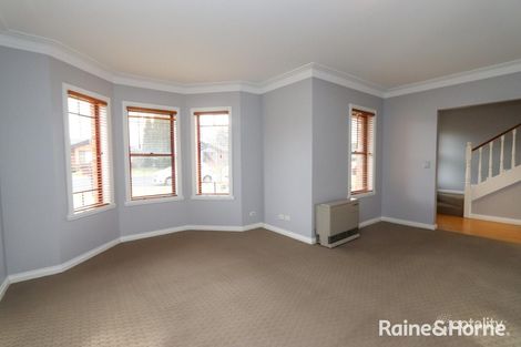 Property photo of 1/28 Dees Close Gormans Hill NSW 2795