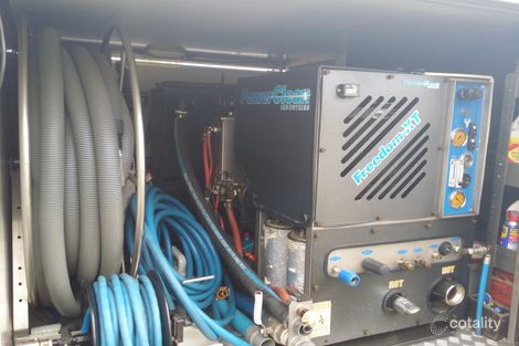 9 Shapcott St, Eastern Heights, QLD 4305