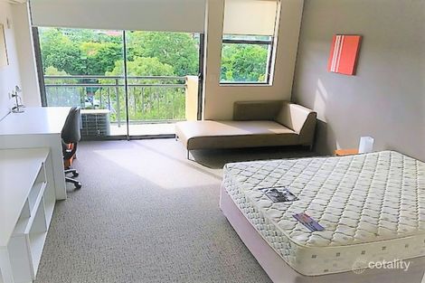 334/25 Lake Orr Dr, Robina, QLD 4226