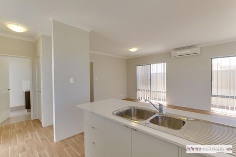 Property photo of 4 Warriedar Way Golden Bay WA 6174