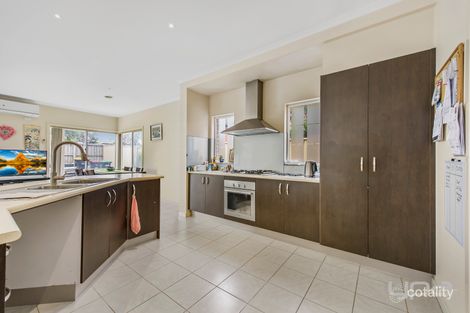 Property photo of 11 Kings Domain Caroline Springs VIC 3023