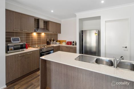 Property photo of 7 Tucker Boulevard Carrum Downs VIC 3201