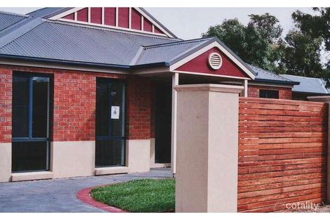 Property photo of 68 Kananook Avenue Seaford VIC 3198