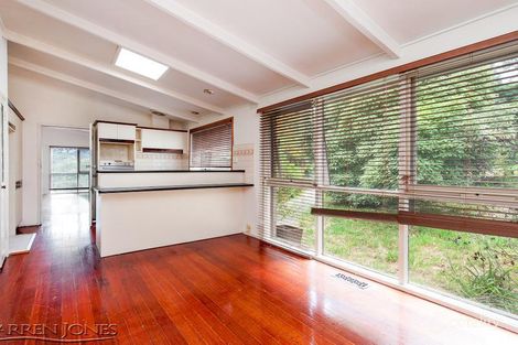 Property photo of 18 Meruka Drive Eltham VIC 3095
