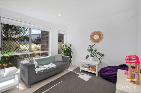 Property photo of 86 Midnight Crescent Spring Mountain QLD 4300