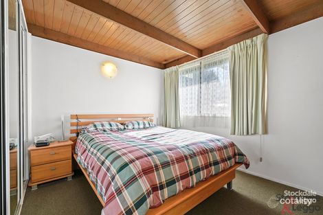 Property photo of 3 Matlock Court Rawson VIC 3825