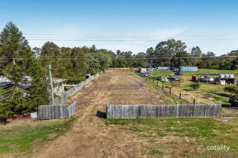 25 Gipps St, Calvert, QLD 4340