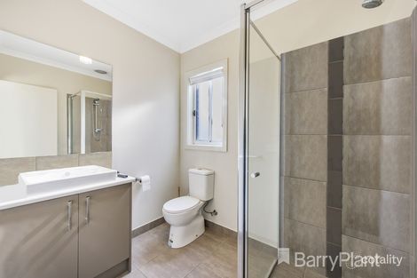 Property photo of 20 Illabunda Drive Werribee VIC 3030