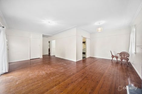 Property photo of 39 Mulgen Crescent Bomaderry NSW 2541