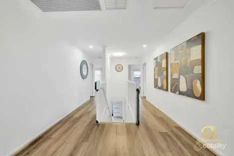 Property photo of 17 Waltzing Drive Lynbrook VIC 3975