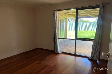 Property photo of 4 Mollisons Hill Hampton Park VIC 3976