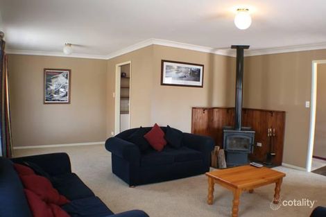 Property photo of 28 Mitchell Circuit Jindabyne NSW 2627