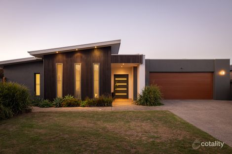 12 Malabar Ct, Cowes, VIC 3922