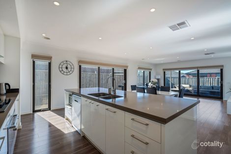 Property photo of 21 Argenta Street Mickleham VIC 3064