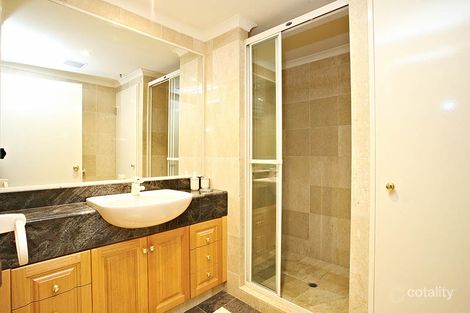 Property photo of 21/8 Goodwin Street Kangaroo Point QLD 4169