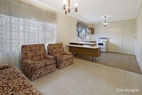 Property photo of 12 Willow Drive Avondale Heights VIC 3034