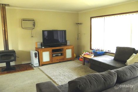 Property photo of 24 Vickery Avenue Sanctuary Point NSW 2540