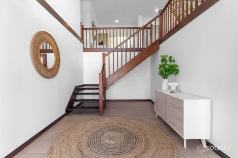 Property photo of 43-45 Wirrah Close Bayview Heights QLD 4868