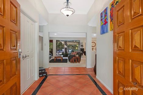 Property photo of 9 Dallow Crescent Helensvale QLD 4212