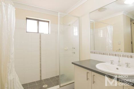 Property photo of 27 Holywell Street Middle Swan WA 6056