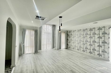 Property photo of 2 Marsden Court Mill Park VIC 3082