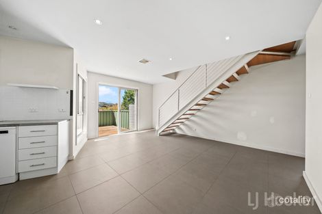 Property photo of 1/4 Cassidy Street Queanbeyan West NSW 2620