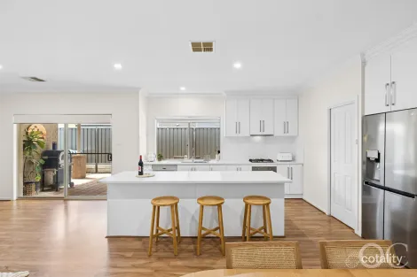 Property photo of 16 Burlington Road Hallett Cove SA 5158