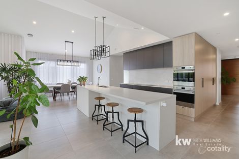 Property photo of 14 Salisbury Crescent Traralgon VIC 3844