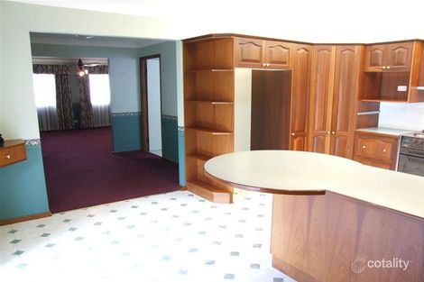 Property photo of 18 Endeavour Drive Winmalee NSW 2777