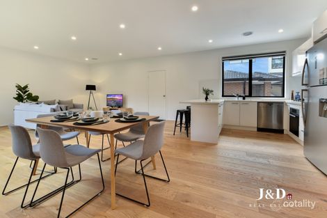 Property photo of 2/26 Sweetland Road Box Hill VIC 3128