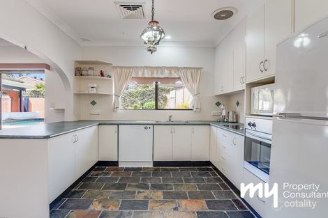 Property photo of 74 The Parkway Bradbury NSW 2560