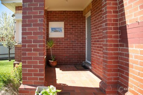 Property photo of 2 Grandview Crescent Kennington VIC 3550