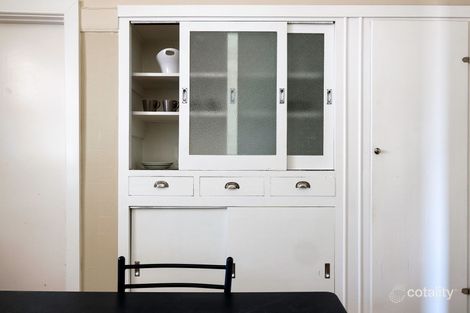 Property photo of 2 Grandview Crescent Kennington VIC 3550