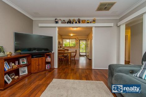 Property photo of 30 Sandleford Way Morley WA 6062