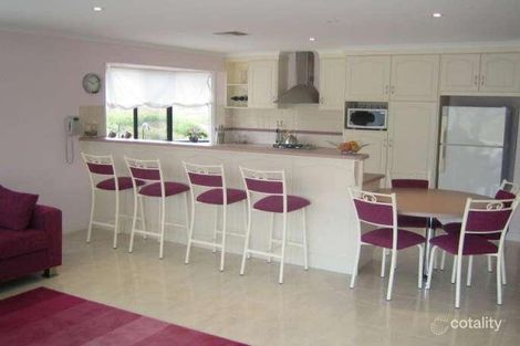 Property photo of 8 Nevarc Mews Hallett Cove SA 5158