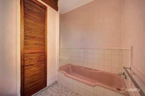 Property photo of 5 Rigby Crescent West Gladstone QLD 4680
