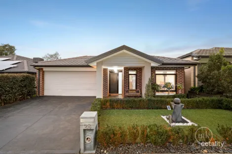 Property photo of 26 McKenzie Way Doreen VIC 3754