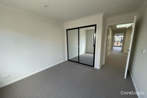 Property photo of 25 Atlantis Drive Point Cook VIC 3030