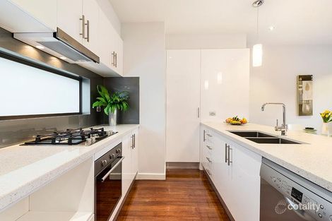 Property photo of 10 Emma Court Coburg North VIC 3058