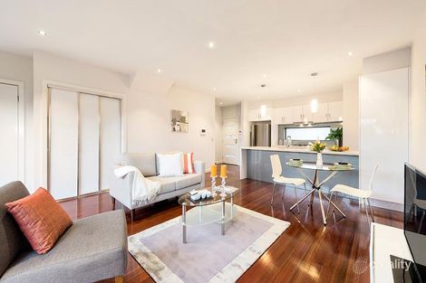 Property photo of 10 Emma Court Coburg North VIC 3058
