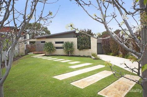 Property photo of 20 Truro Place City Beach WA 6015