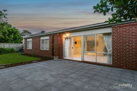 Property photo of 10 Jamieson Way Berwick VIC 3806