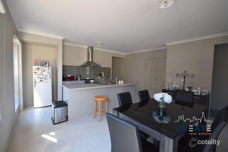 Property photo of 11 Dalwood Way Wollert VIC 3750