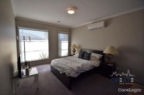 Property photo of 11 Dalwood Way Wollert VIC 3750