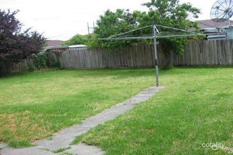 Property photo of 13 Hanleth Avenue Springvale VIC 3171