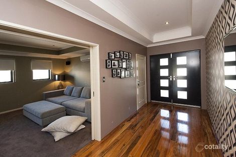 Property photo of 72 Nottely Crescent Secret Harbour WA 6173