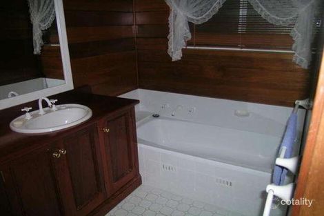 Property photo of 5 Highclere Crescent North Rocks NSW 2151